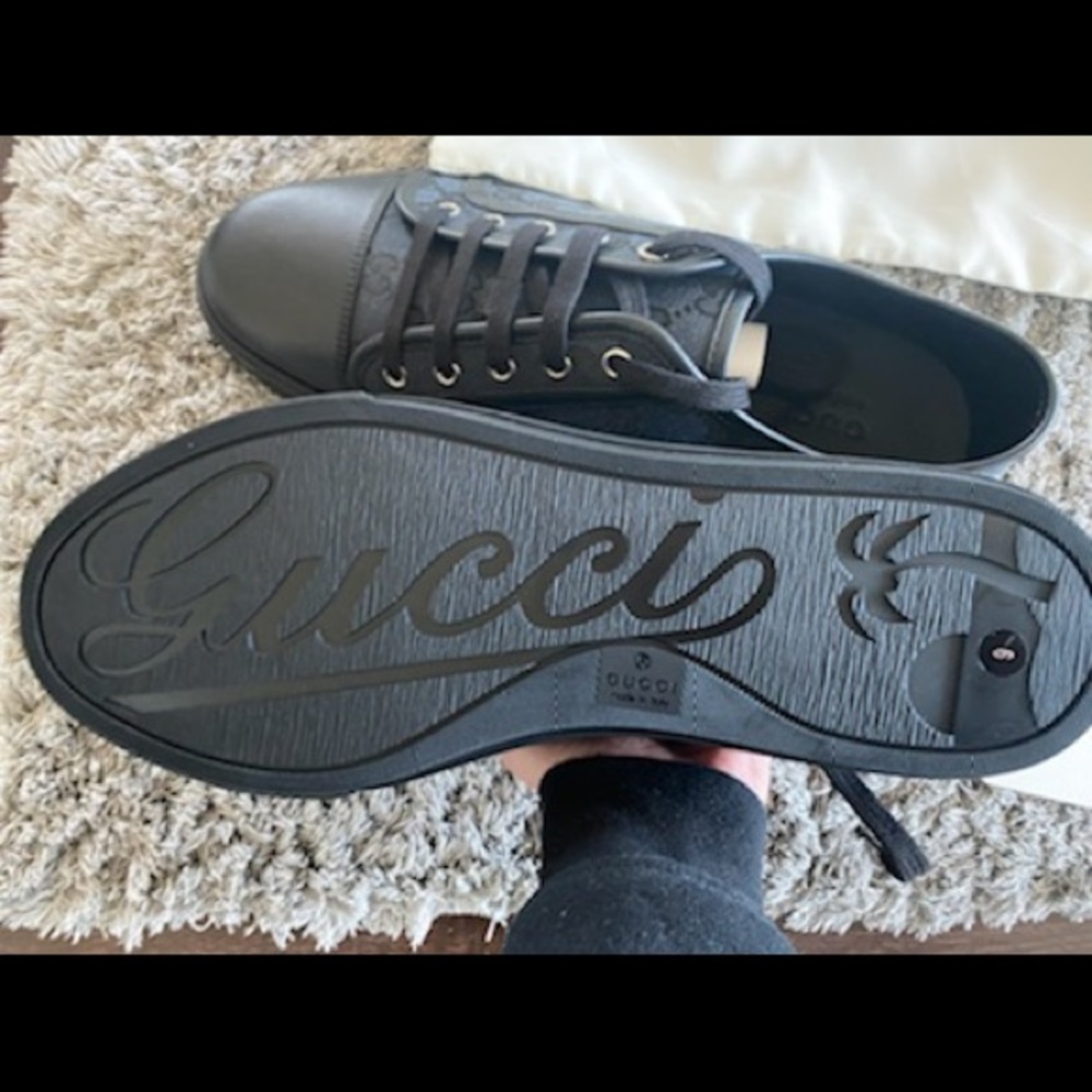 Gucci sneakers - Picture 2 of 3
